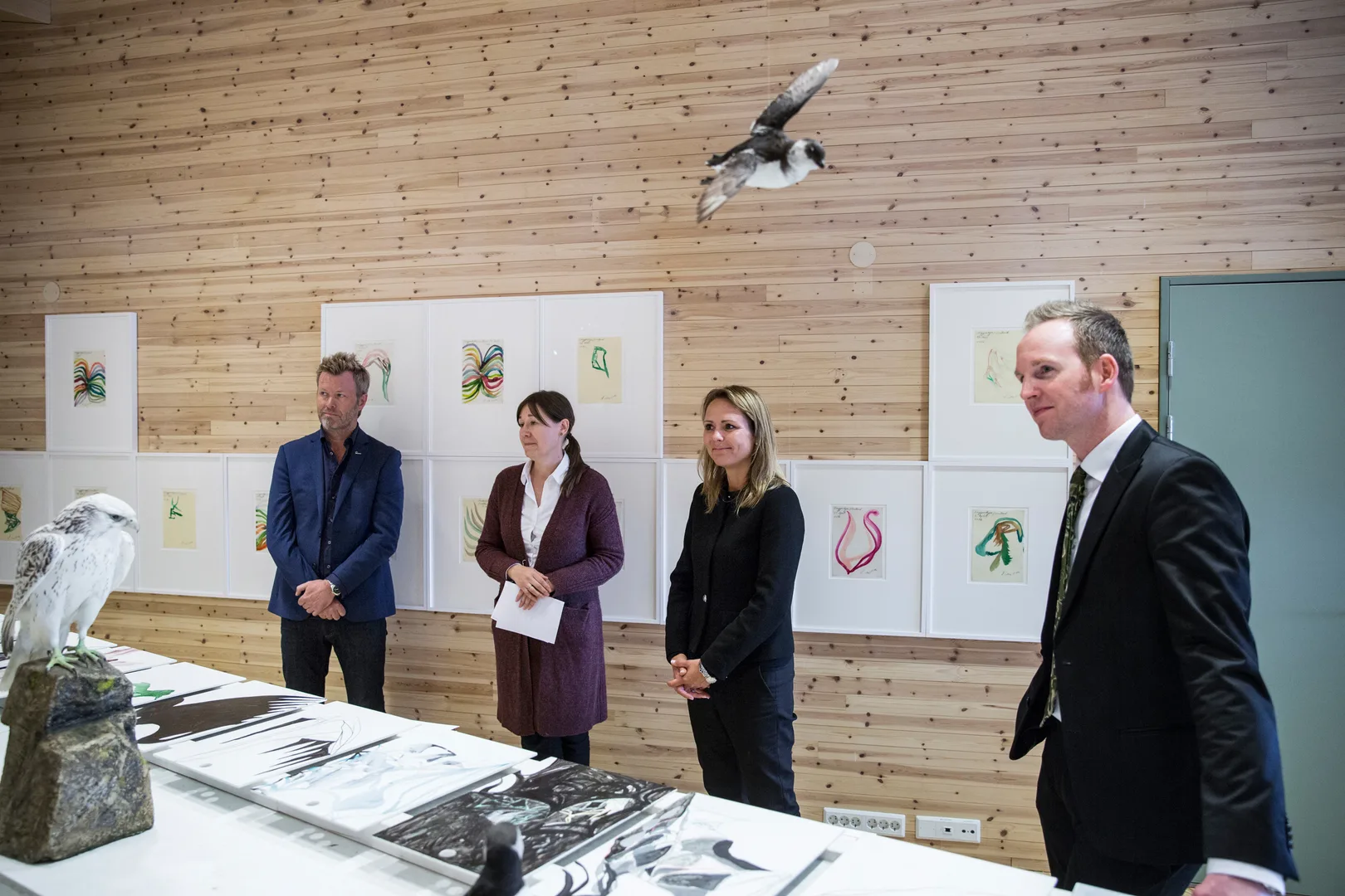 L r Magne Furuholmen Queen Sonja Print Award Katya Garcia Anton Director OCA Linda Hofstad Helleland Norwegian Minister of Culture Jeremie Michael Mc Gowan Director NNKM c OCA Herman Dreyer
