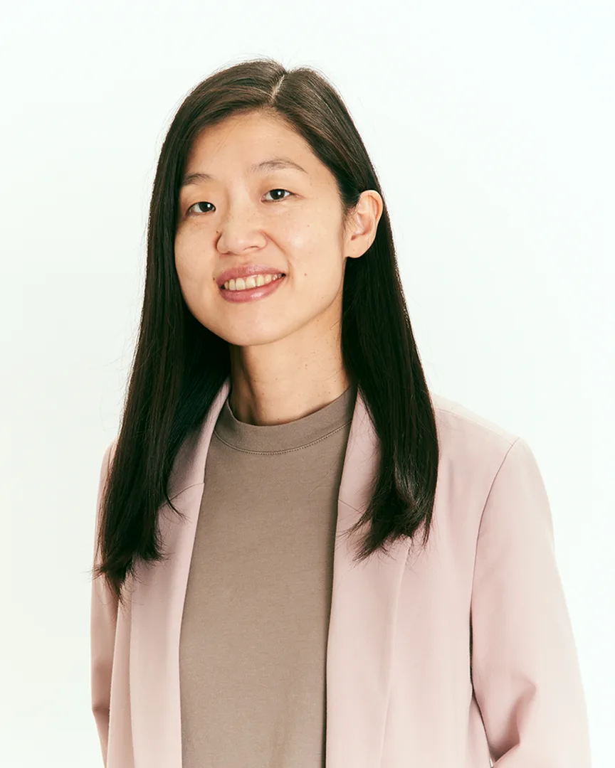 2023 CMOA Portraits Liz1 1638x2048